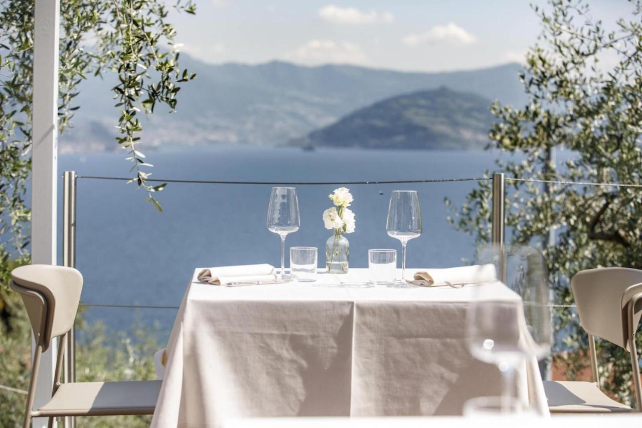 Hotel Miranda Riva di Solto Εξωτερικό φωτογραφία